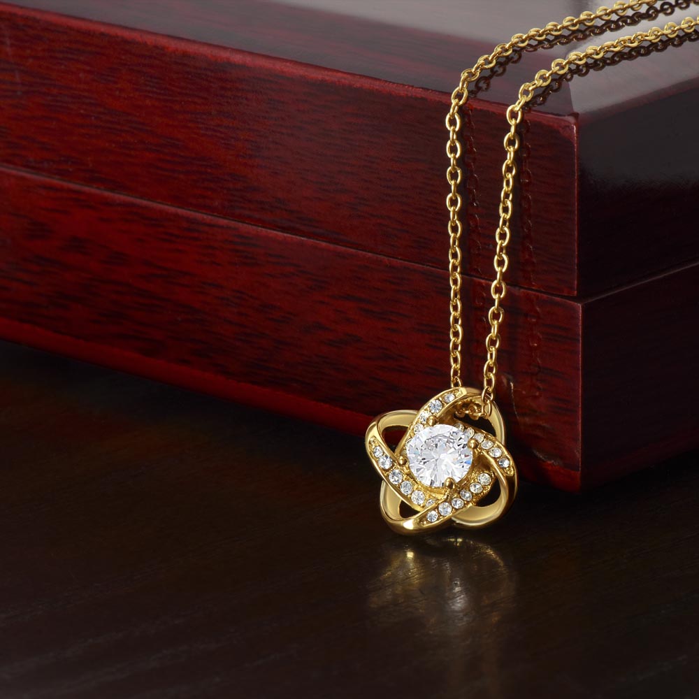 "Best" Best Friend — Mom Love Knot Necklace